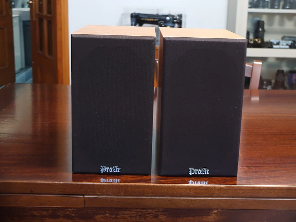 Diffusori da scaffale usati ProAc Super Tablette - Immagine 3 di 4