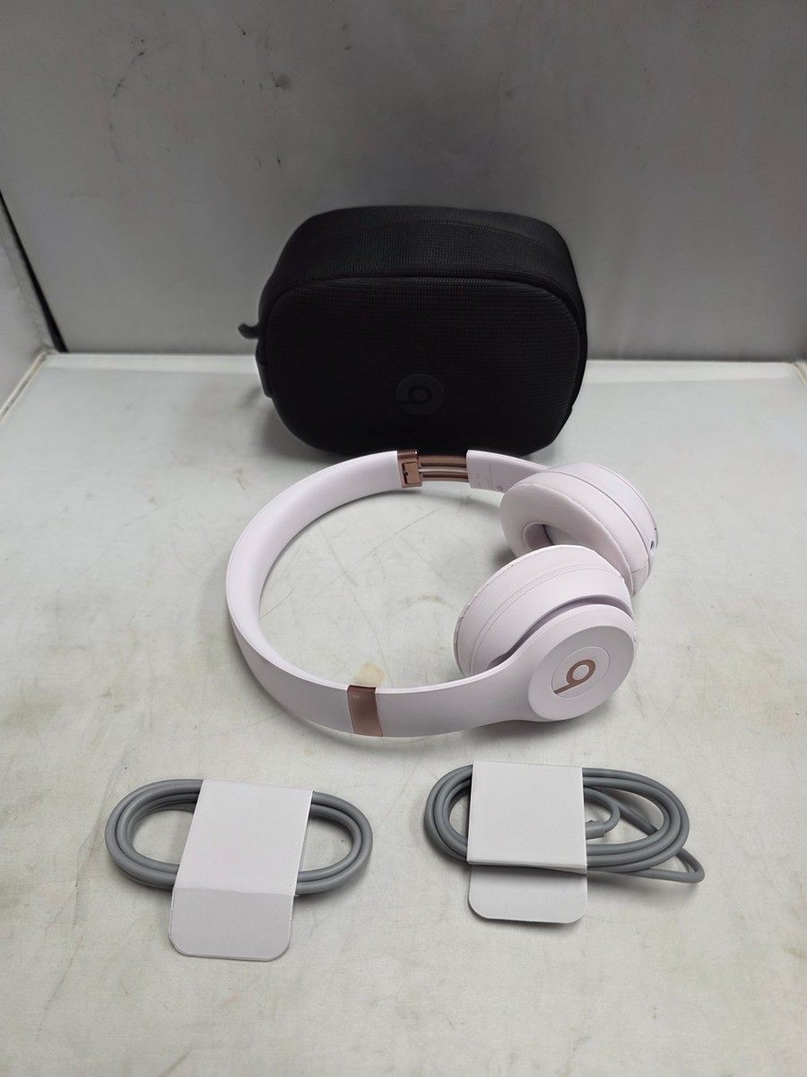 Beats Solo Cloud Pink Wireless Headphones!