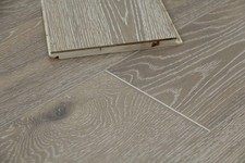 18,31m² Restposten Landhausdiele Click Parkett grau lackiert