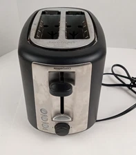 AMAZON BASICS 2 Slice Toaster Stainless Front Black