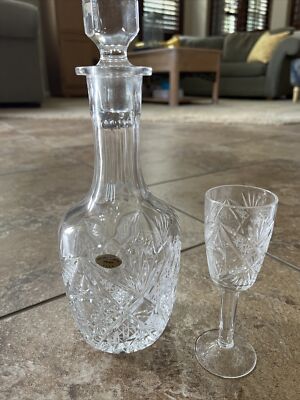 Vintage USSR 24% Leaded Crystal Wine Liquor Decanter With Stopper And 5 Glasses