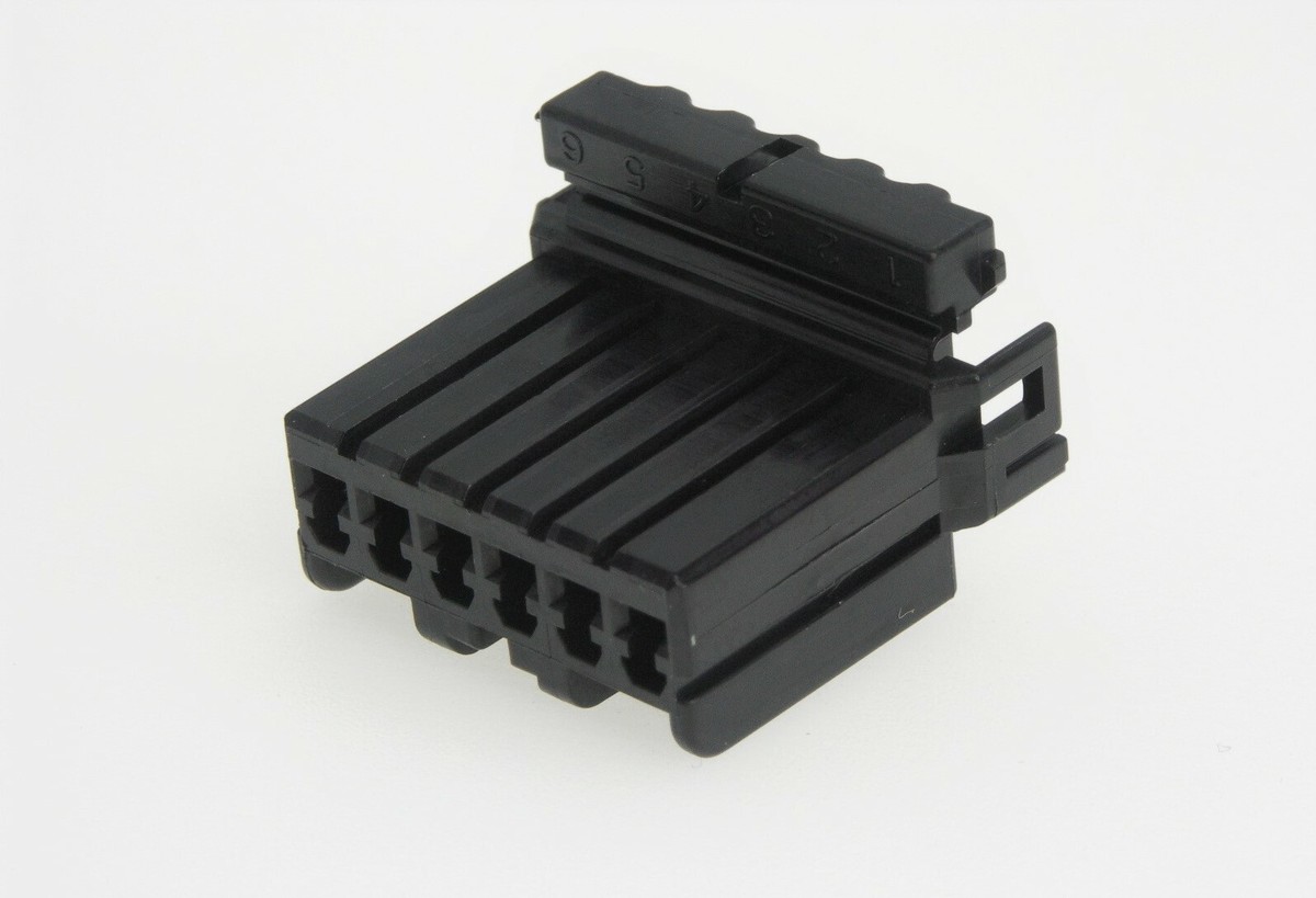 Harley Davidson OEM 73156-96BK 6 Wire Multi-lock MALE Connector