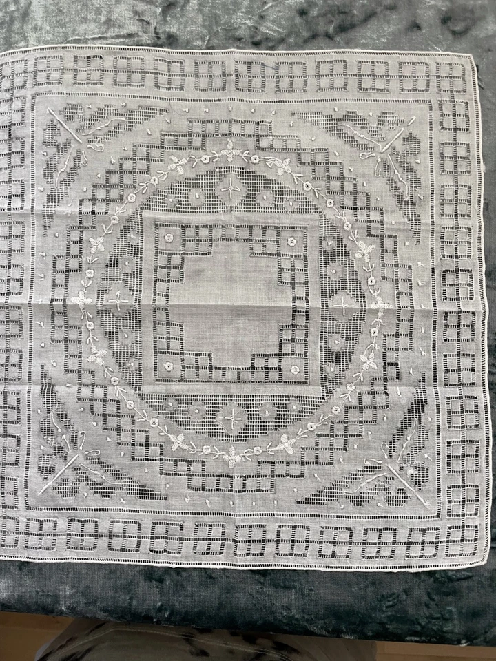 Pañuelo de boda bordado Appenzell auténtico 11 1/2" - 29 cm vintage Foto 4 de 4