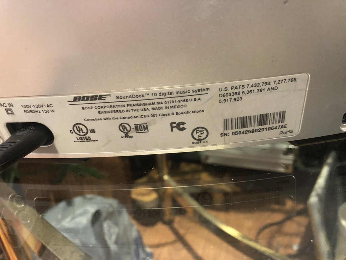 BOSE SoundDock 10 Speaker System For 30 Pin W Bluetooth Bose Sound