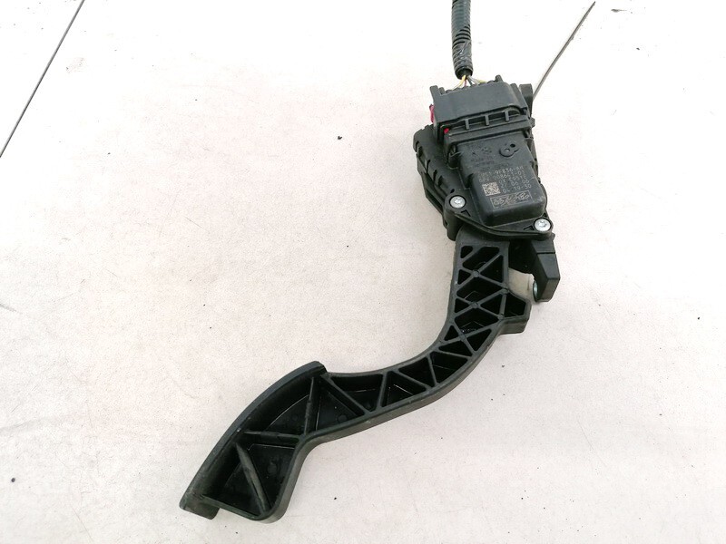 4M519F836AH 4M51-9F836-AH 6PV00864101 Accelerator throttle