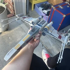 Star Wars X Wing StarFighter 2011 Hasbro Toys R Us Exclusive Good Condition