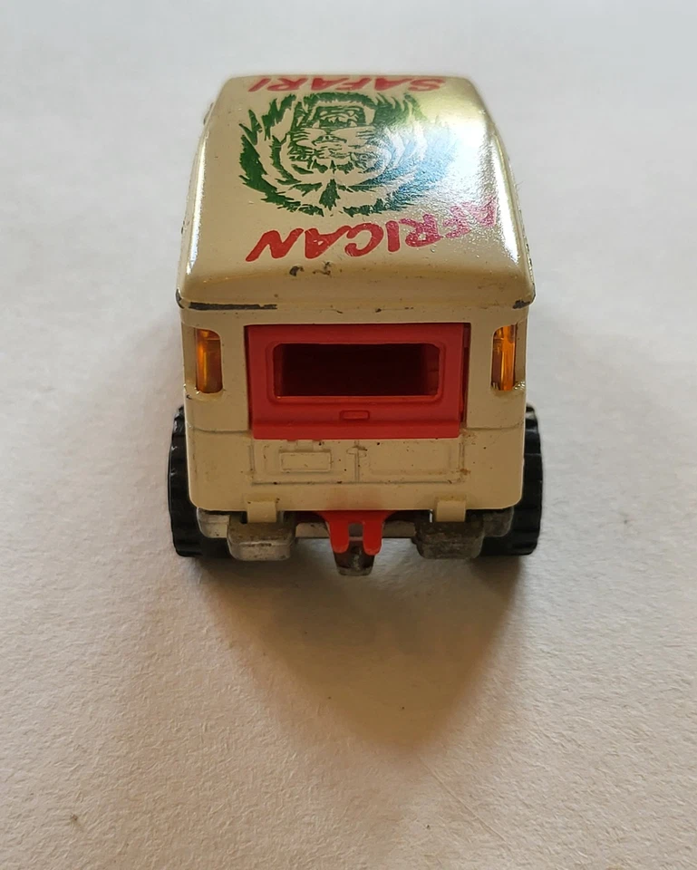 Majorette Toyota Land Cruiser 277 African Safari Vintage - Imagem 3 de 4