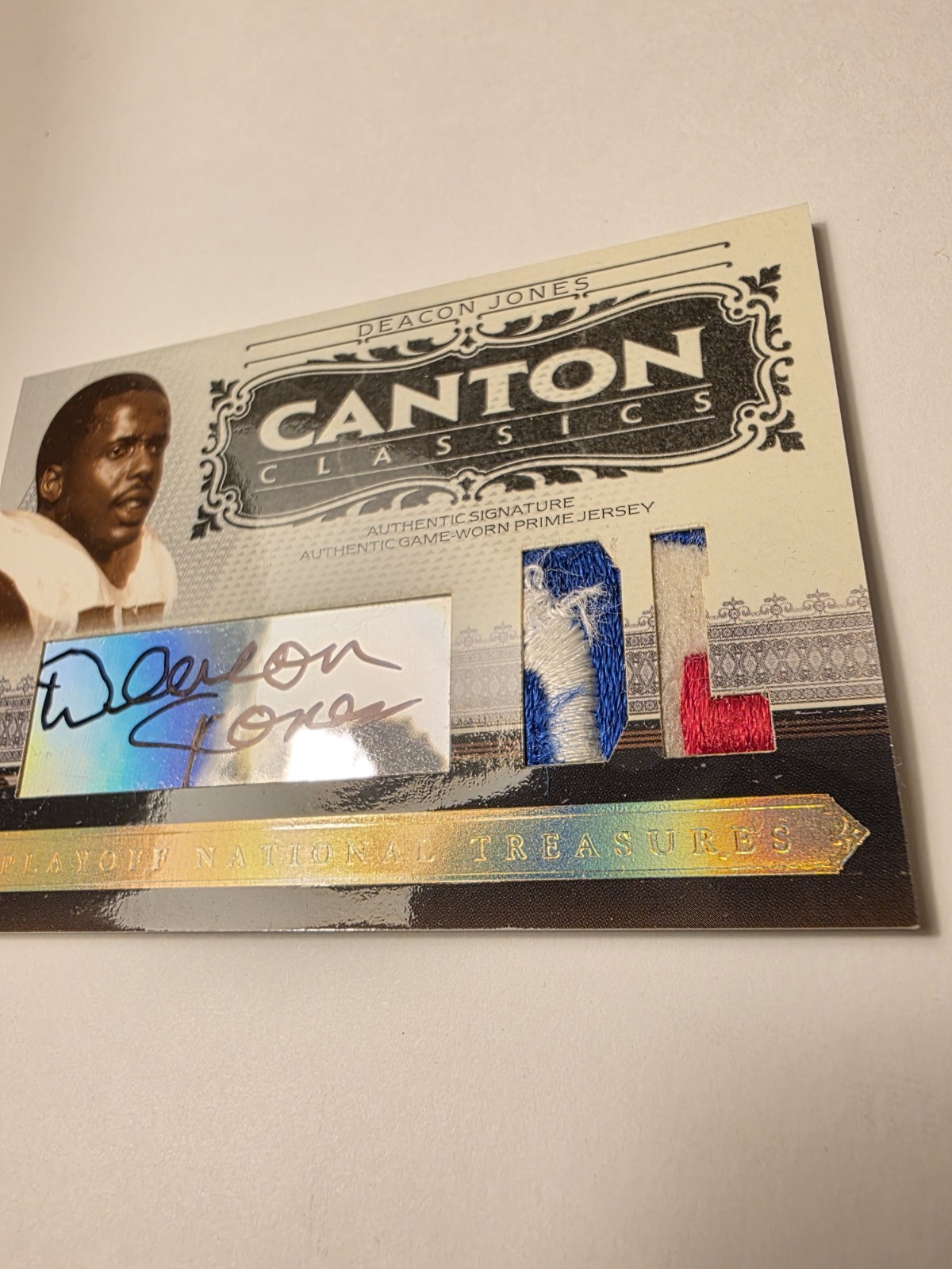 2006 National Treasures Canton Classics Deacon Jones Game Used Patch Auto /20 view 2