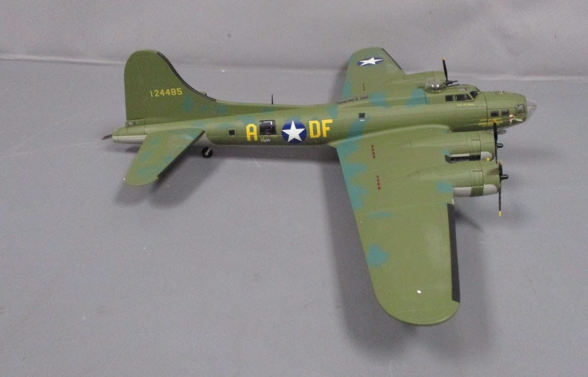 Die Cast Franklin MINT Armour Collection B17 Bomber Memphis