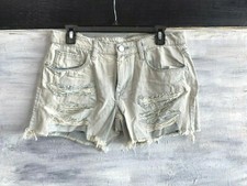BLANK NYC 16O-8253NO Embroidered Cut-off Denim Tomboy Shorts, 29 30 - Sunbaked