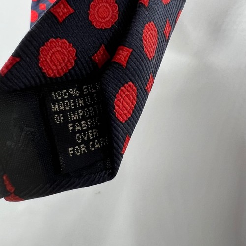 GAP Men’s Necktie 3 ¾” Neck Black & Red 100% Silk Geometric Medallions - Picture 10 of 10