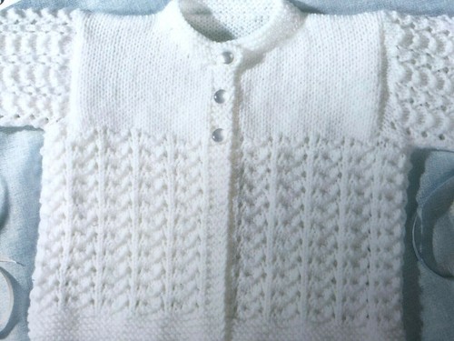KNITTING PATTERN PREM BABY MATINEE COATS /JACKETS DK & 4 Ply 12 - 20" Patt 240 - Picture 6 of 6