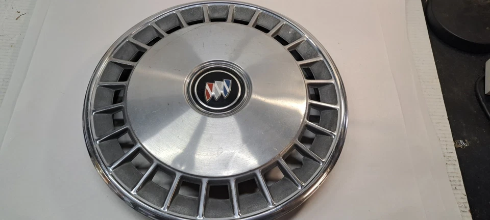 Buick Century 1978-1984 tapacubos Regal cubierta de rueda de colección Hot Rod Foto 2 de 4