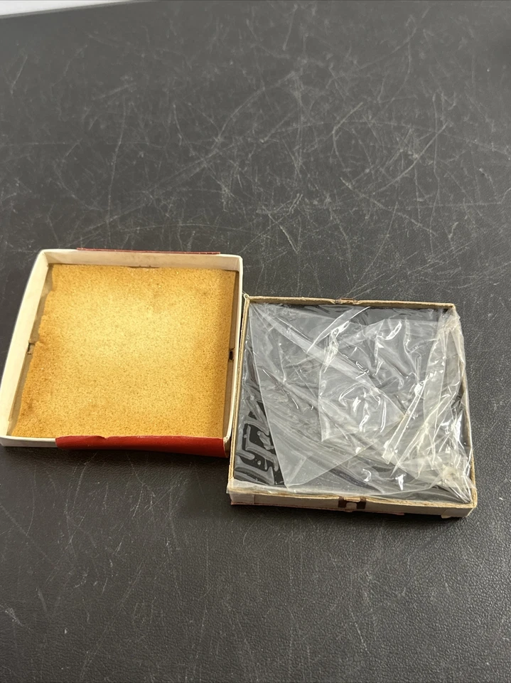 Polaroid 1 Pair HR infrared Filter 3” DIA X  .015” - Image 2 of 4