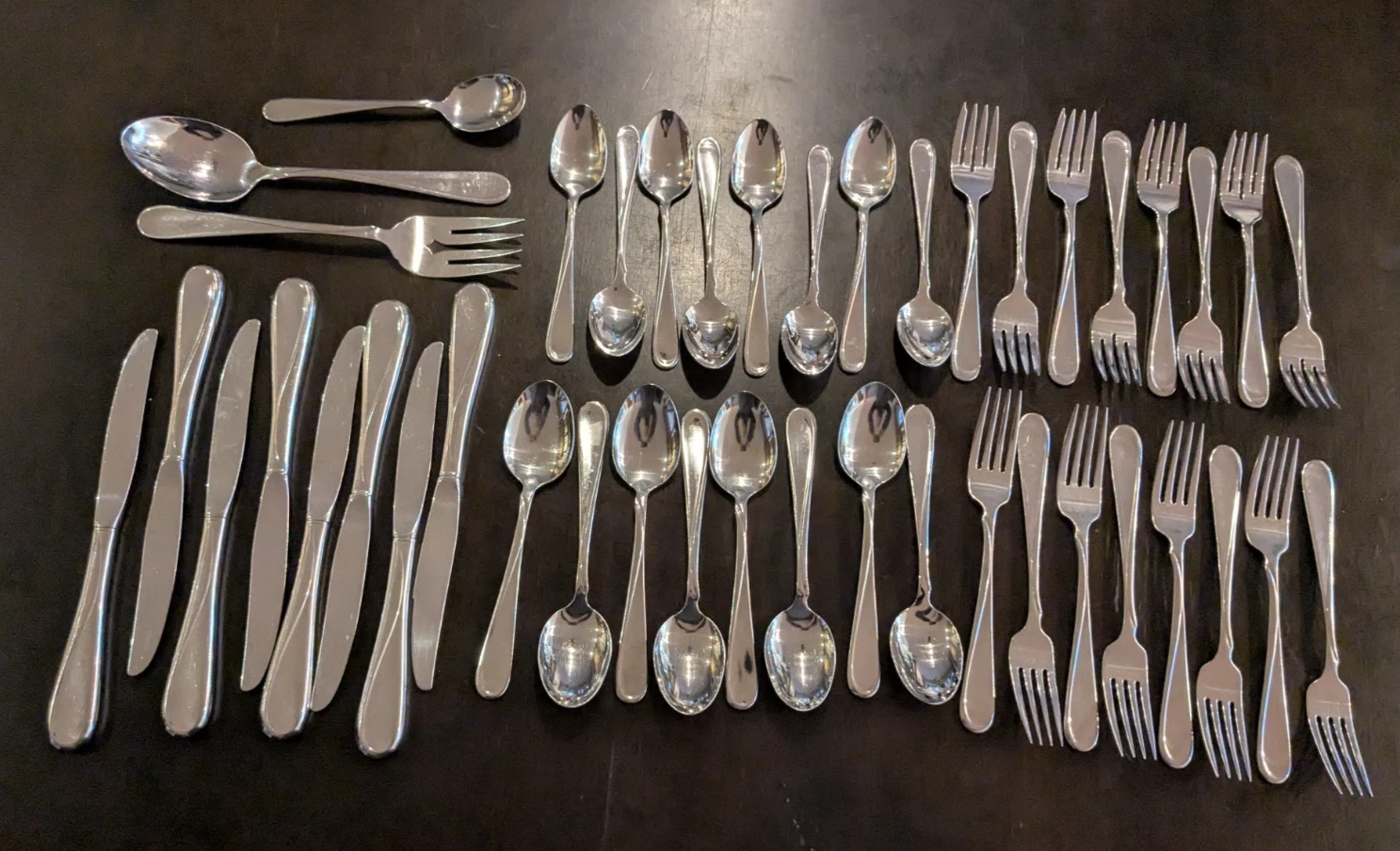 Lot Of 43 Oneida Flight Reliance Stainless Flatware Setting for 8 + Serving
Opens in a new window or