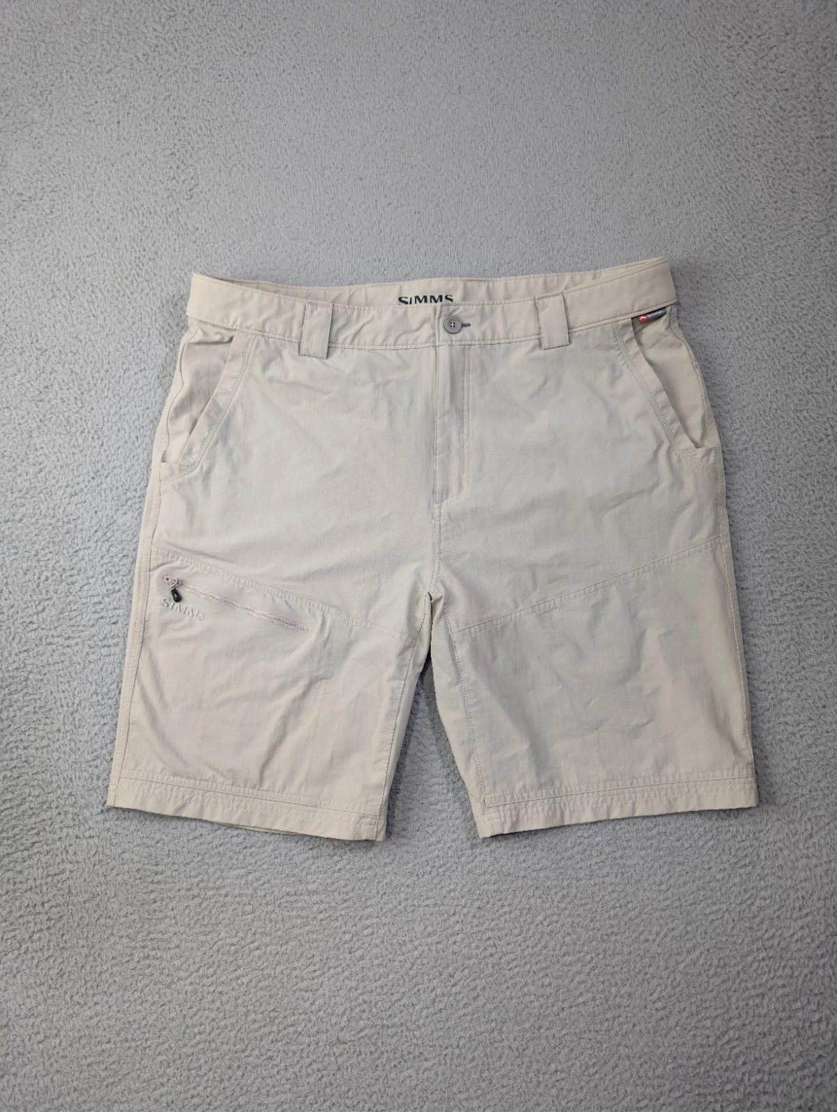 Simms Shorts Mens XL Beige Nylon Stretch Zip Cargo Fishing Hiking Outdoor