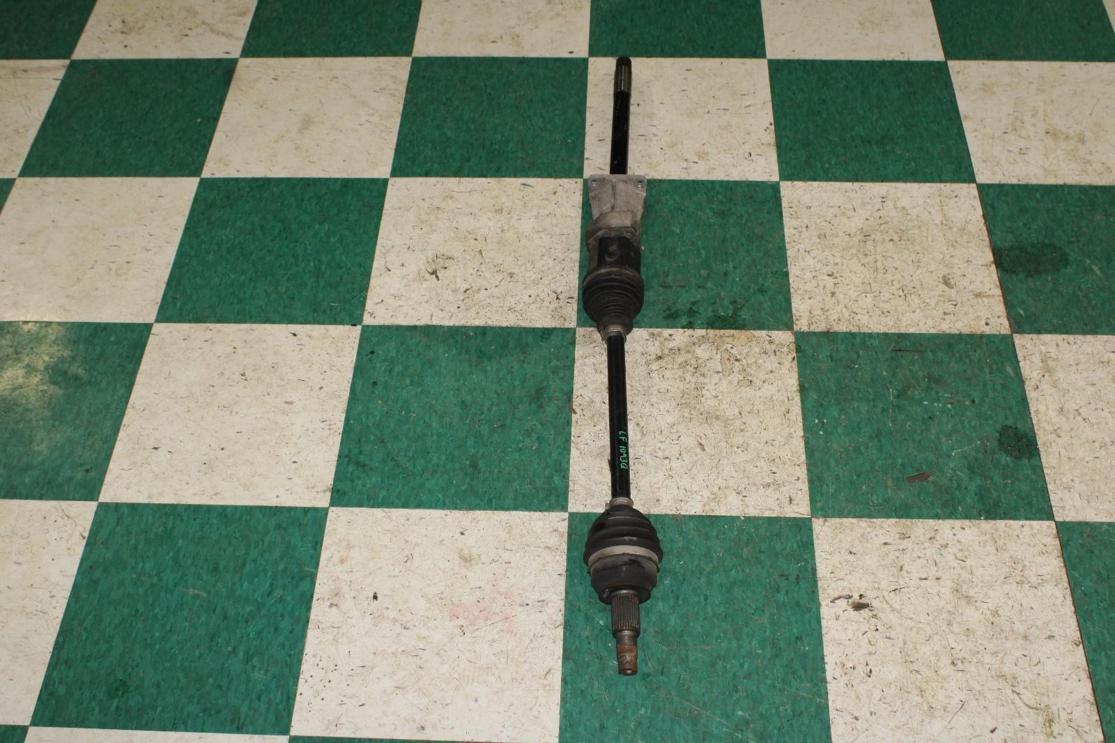 Maserati Ghibli 2014-2017 FRONT+LEFT Axle shaft