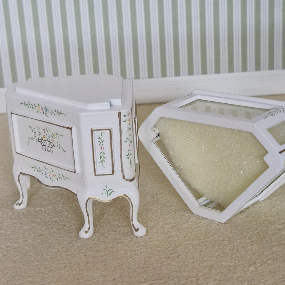 Escala 1:12, casa de muñecas, muebles, vitrina de esquina de Bespaq QU09a Foto 4 de 4