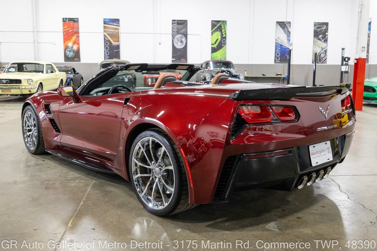 2017 Long Beach Red Chevrolet Corvette   | C7 Corvette Photo 5
