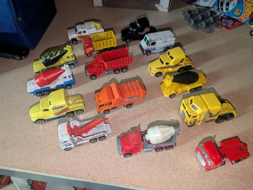 Vintage Hot Wheels Semi Truck Tow Cement Pumper  PeterBuilt Dump Blackwall Lot