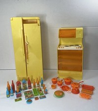 Vintage Barbie Dream House Oven Stove 1978 Pots Pans Yellow Orange 2473 2417