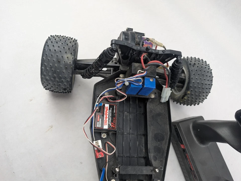 Traxxas Rustler 2wd Roller Slider Chassis 1/10 Rc Truck - Image 3 of 4