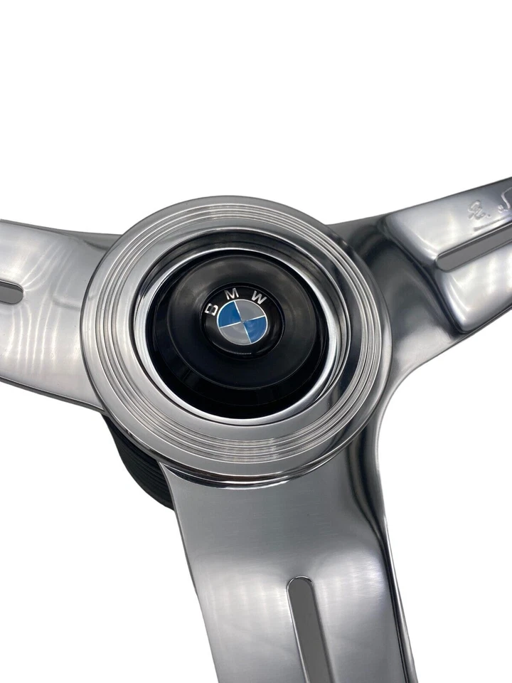 Volante de madera BMW 2000 2002tii Turbo NARDI con kit Boss 390 mm 15,35" Foto 3 de 4