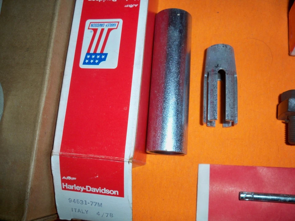 AERMACCHI HARLEY AMF MX250 HERRAMIENTAS ESPECIALES para MX 250 equipadas con Motoplat Foto 3 de 4