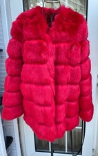 Stunning Pretty Little Thing Red Bubble Faux Fur Coat - Bnwt