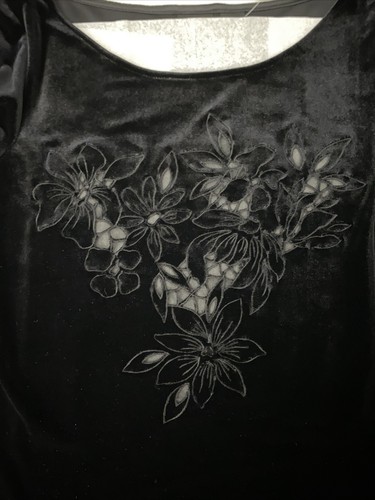 NWT - INC International Concepts Black Velour L/S Blouse W/ Floral Design - L - Picture 5 of 6