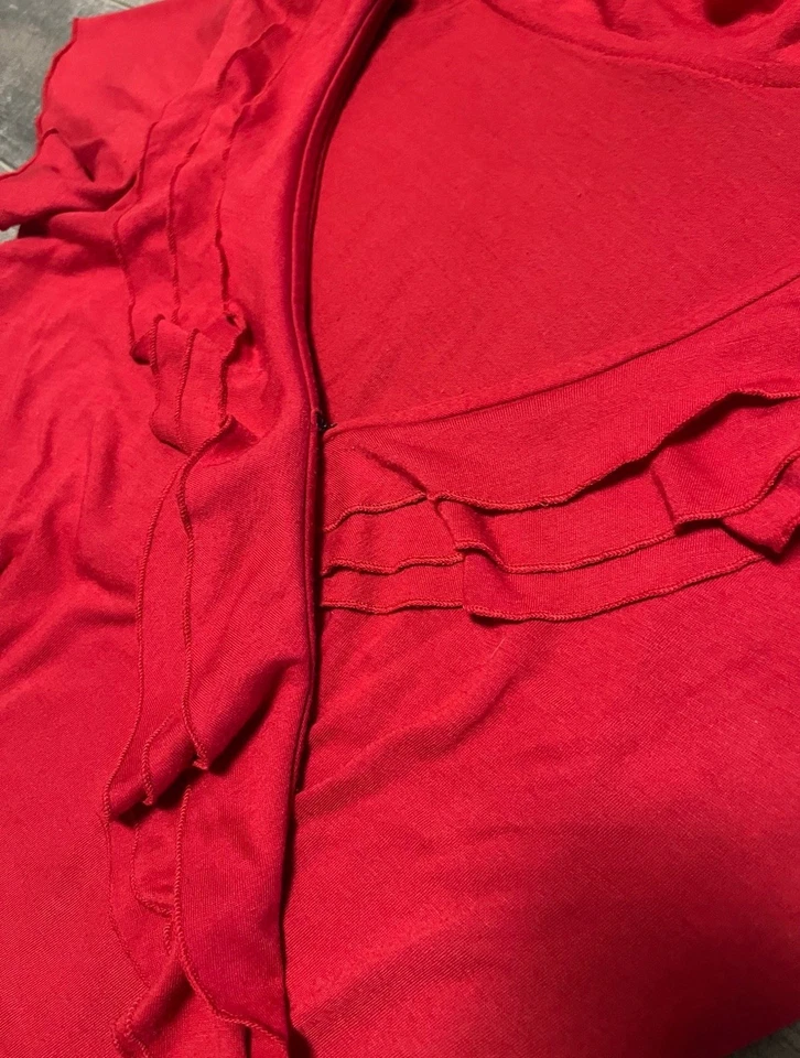 Vestido rojo manga corta con volantes cuello en V envolvente con cinturón y división lateral talla M Foto 4 de 4