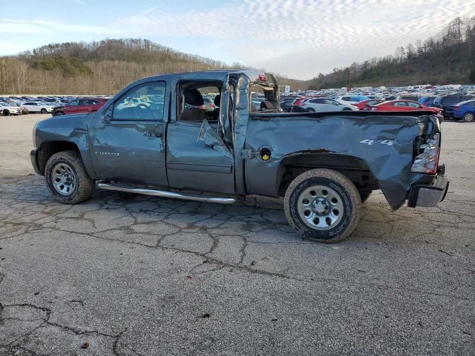 Used A/C Selector Switch fits: 2011 Chevrolet Silverado 1500 pickup manual contr - Image 3 of 4