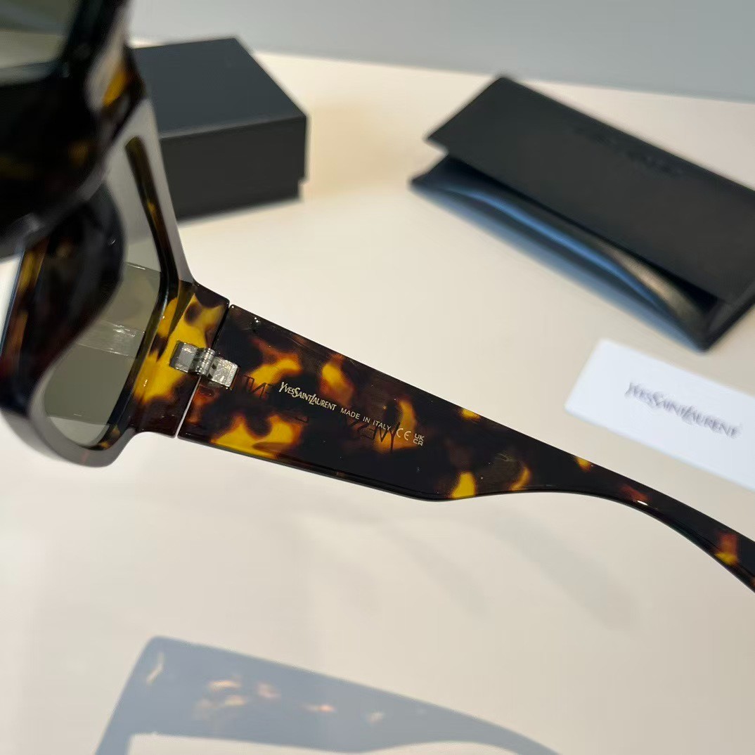 Saint Laurent Fashion Hawksbill  Square Frame Sunglasses 57-18-140 thumbnail 10