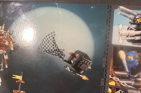 LEGO The LEGO Movie: MetalBeard's Sea Cow (70810) * Not Mint * New * Retired *