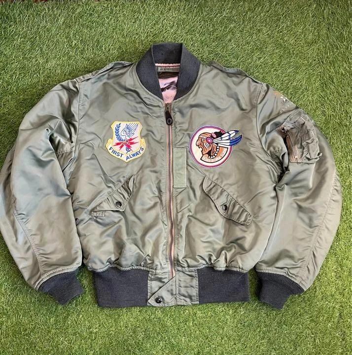 Aggregate more than 155 embroidered flight jacket super hot