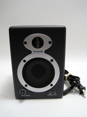 Single M AUDIO STUDIO PRO3 Studio Monitor Speaker Left Powered Speaker