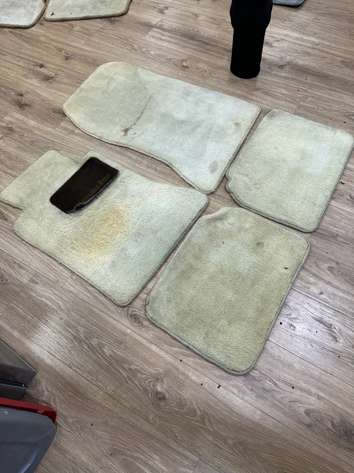 Alfombrillas Lloyd 1986-1992 Mercedes Benz 300e W124 beige tostado período correcto Foto 2 de 4