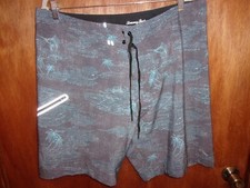 Men's Tommy Bahama Island active Board Shorts Size 38