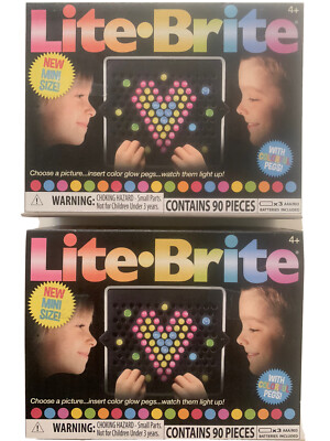 Lite Brite Mini 90 pcs 3.5'' Includes 4 Templates 85 Colored Pegs Lot Of 2