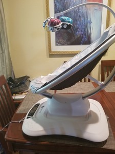 4moms mamaroo box