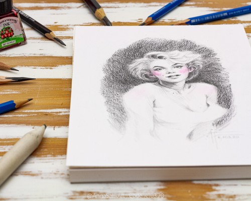 Original Marilyn Monroe Portrait Pencil Drawing, Small Minimal Monochromatic Art - Picture 10 of 11