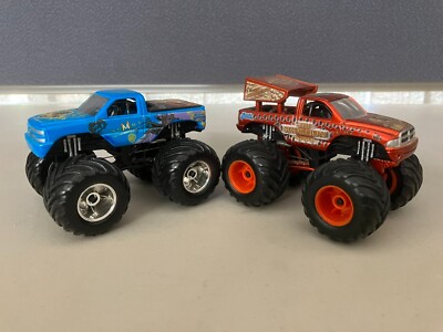 Muscle Machines 1:64 The Mummy & The Scorpion King Monster Trucks