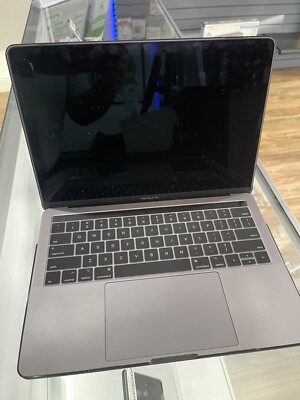 Apple MacBook Pro 13in(250GB SSD, Intel Core i5, 3.1GHz, 8GB RAM) Laptop
