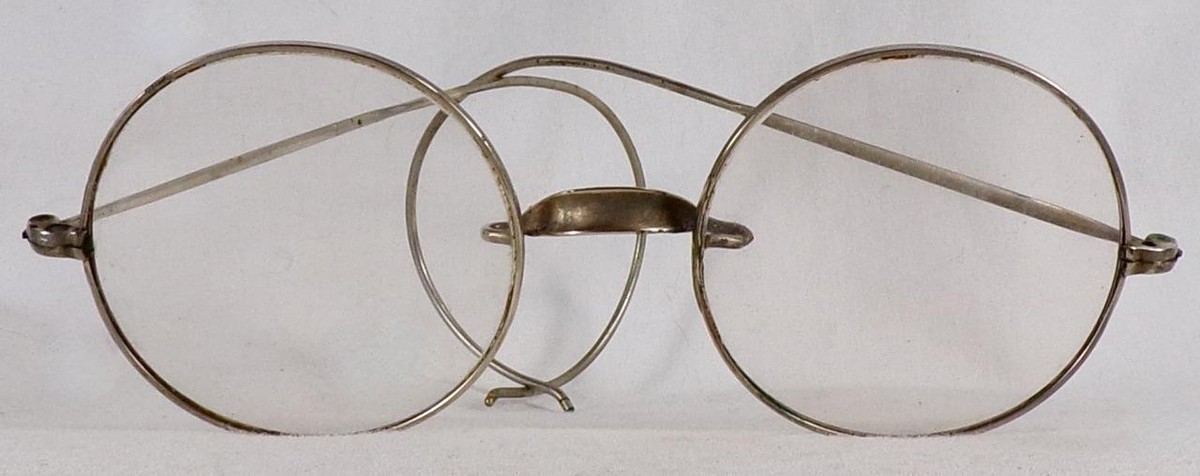 キングダム Wire Rim Eyeglasses in Silvertone Metal Case Eye Glasses 1/10 12k