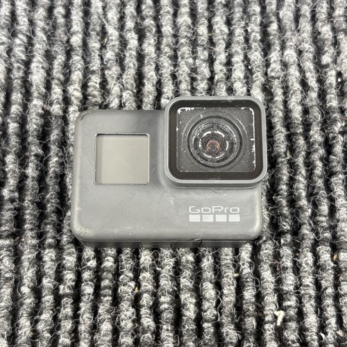 GoPro HERO5 Black Action Camera Only No Battery Powers On Broken Lens