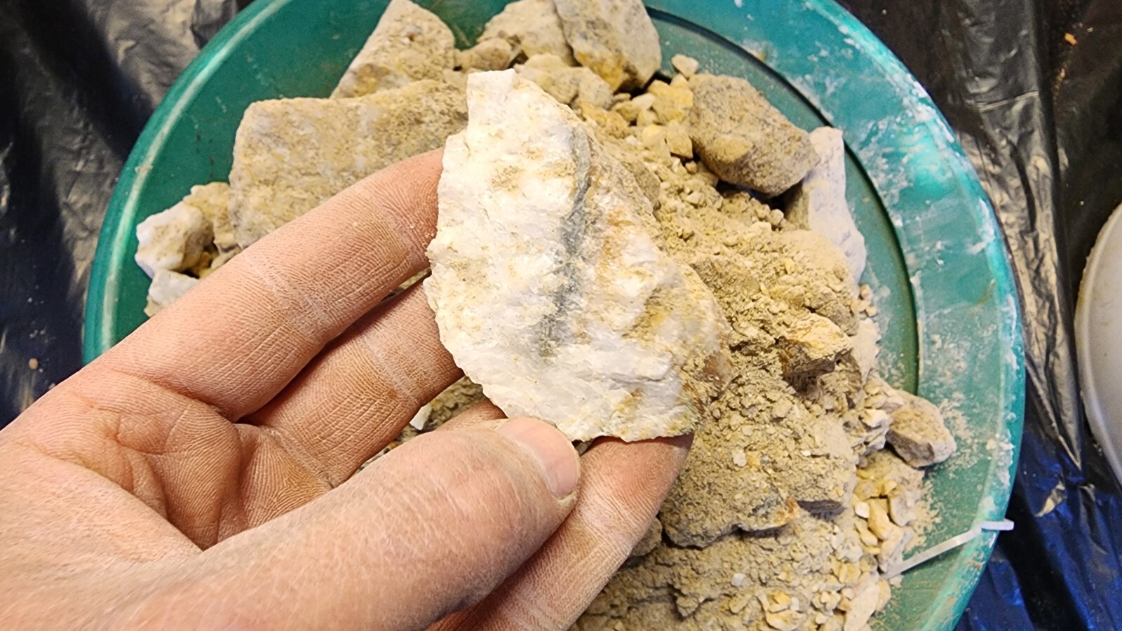 125 lbs Hard Rock Gold Ore from Jason's New Gold Mine, MBMMLLC