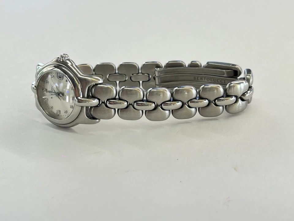 Reloj de cuarzo Bertolucci Pulchra plata esfera diamante acero 28 mm 083 41 A Foto 4 de 4