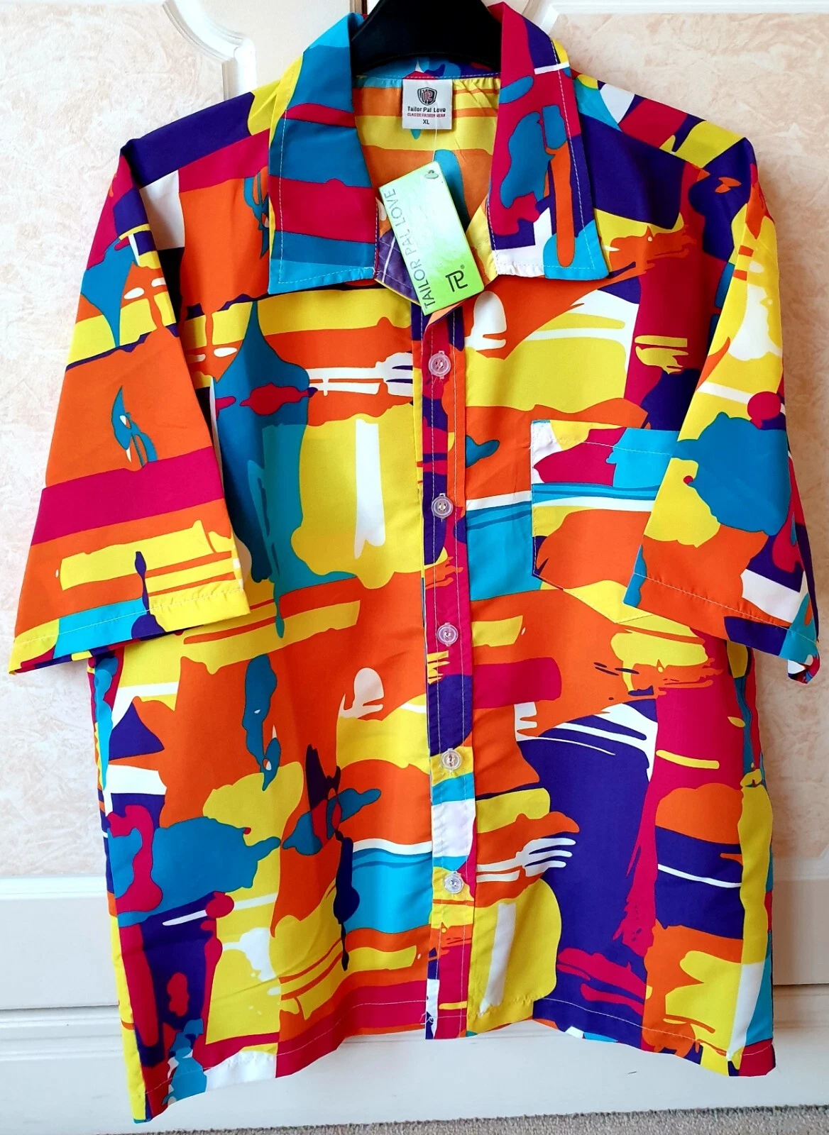 TAYLOR PAL LOVE SHIRT SIZE LARGE BEACH STYLE SHIRT STUNNING WITH TAGS