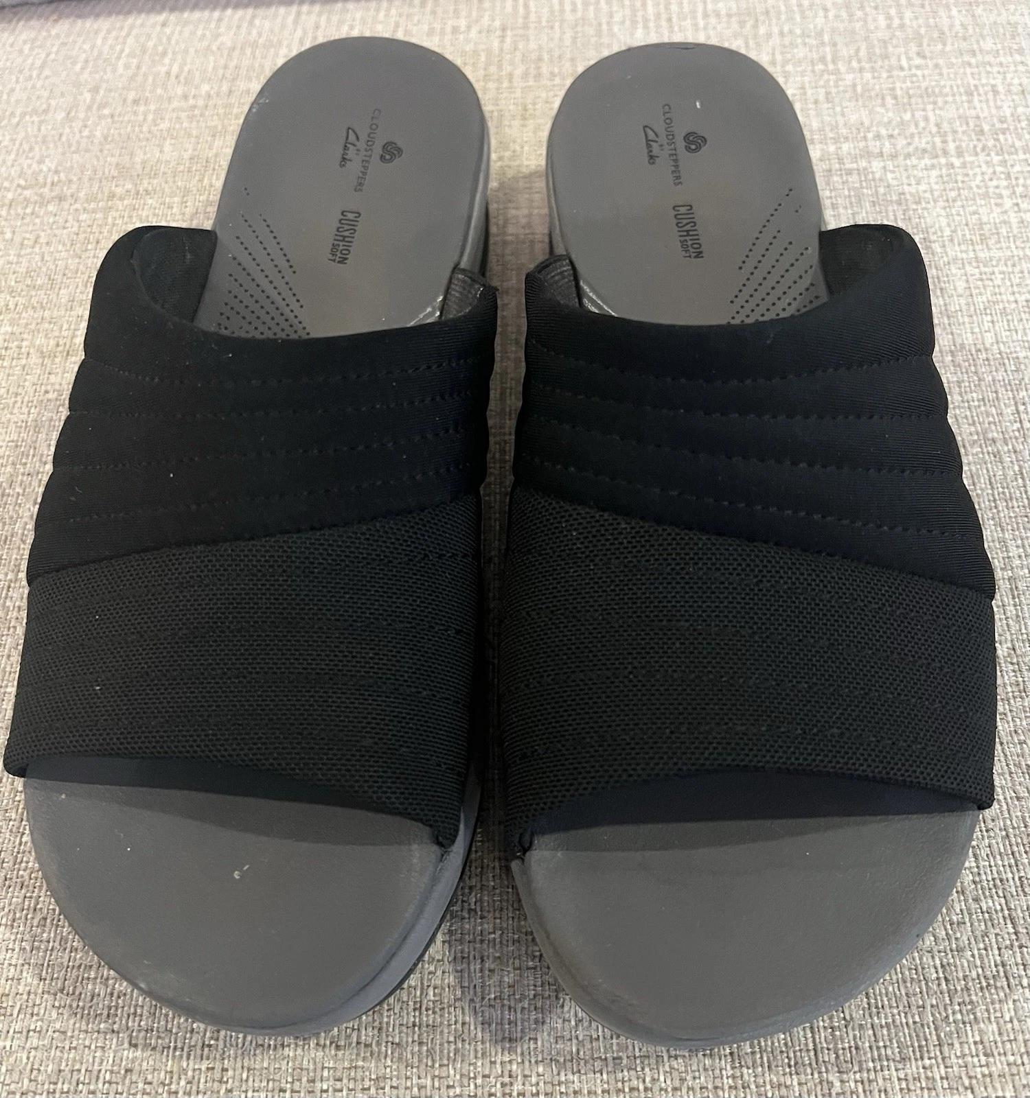 Sandali Clarks Cloudsteppers Cushion morbidi neri donna 9 slide INDOSSATI UNA VOLTA