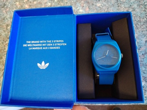Adidas Street Project Two AOST22033 21 Silikon Blau. Nagelneu im Originalkarton
